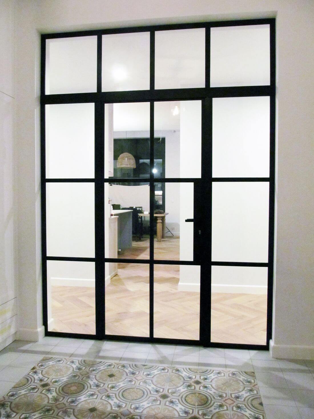Drzwi Skrzydłowe Szklane ze Ścianką Loftową z przeszkleniami w oddzielnych szesnastu kwaterach